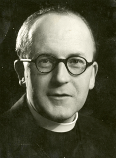 Hussey Photo reduced